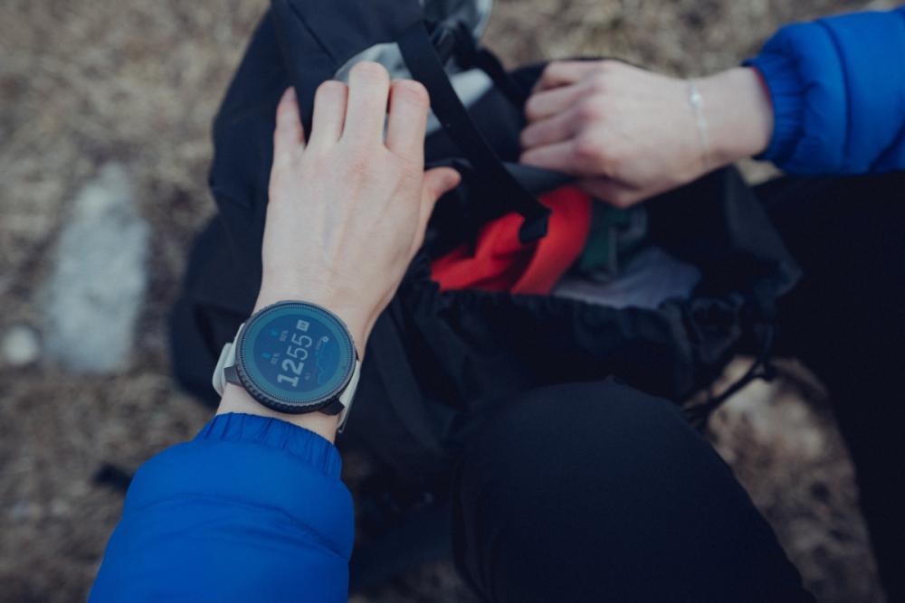 Multisportovní hodinky Suunto Vertical