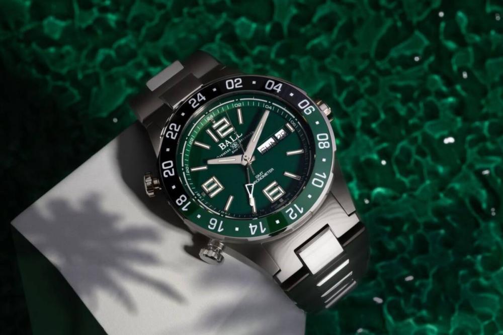 Pánské hodinky Ball Roadmaster Marine GMT Automatic Titanium Limited Edition