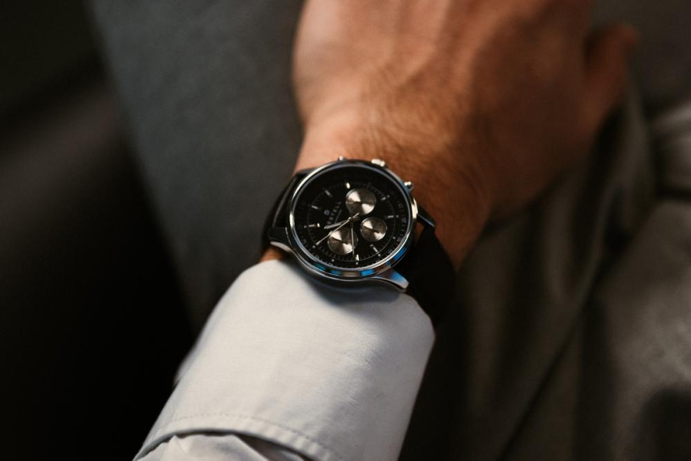 Pánské hodinky DESTELL Circinus Black Silver Leather Chronograph Sapphire