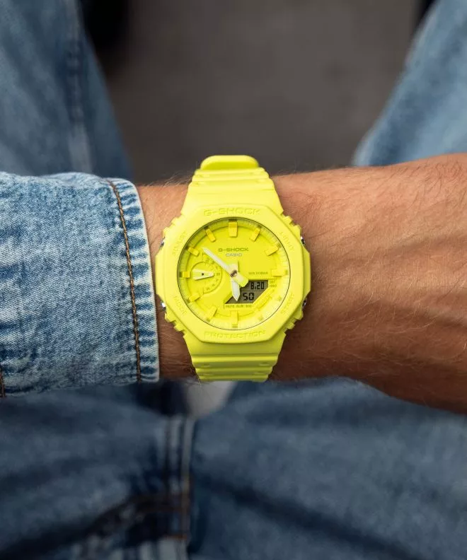 Hodinky pánské Casio G-Shock Classic Tone on Tone Carbon Core Guard GA-2100-9A9ER
