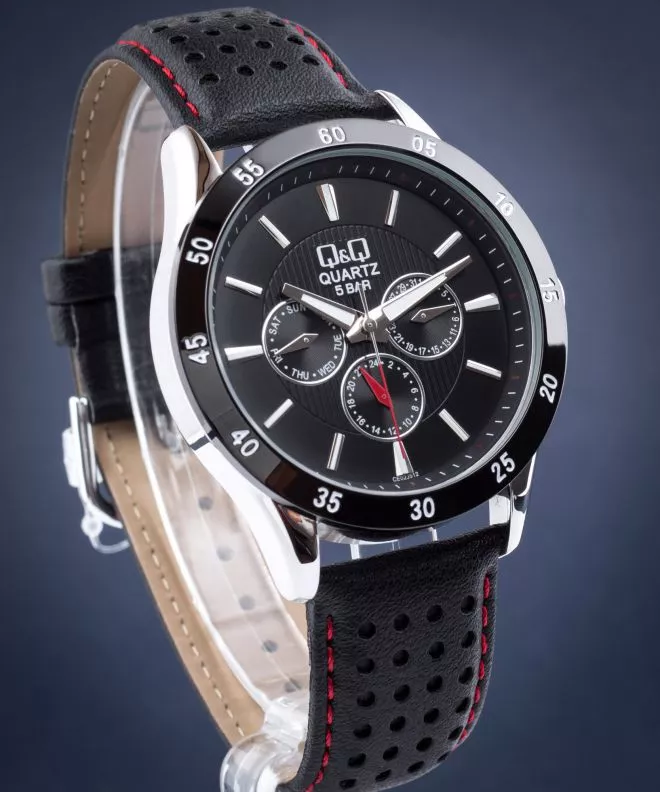 Pánské hodinky Q&Q Leather CE02-512 CE02-512