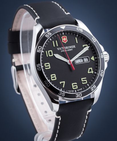 Pánské hodinky Victorinox FieldForce 3H 241846