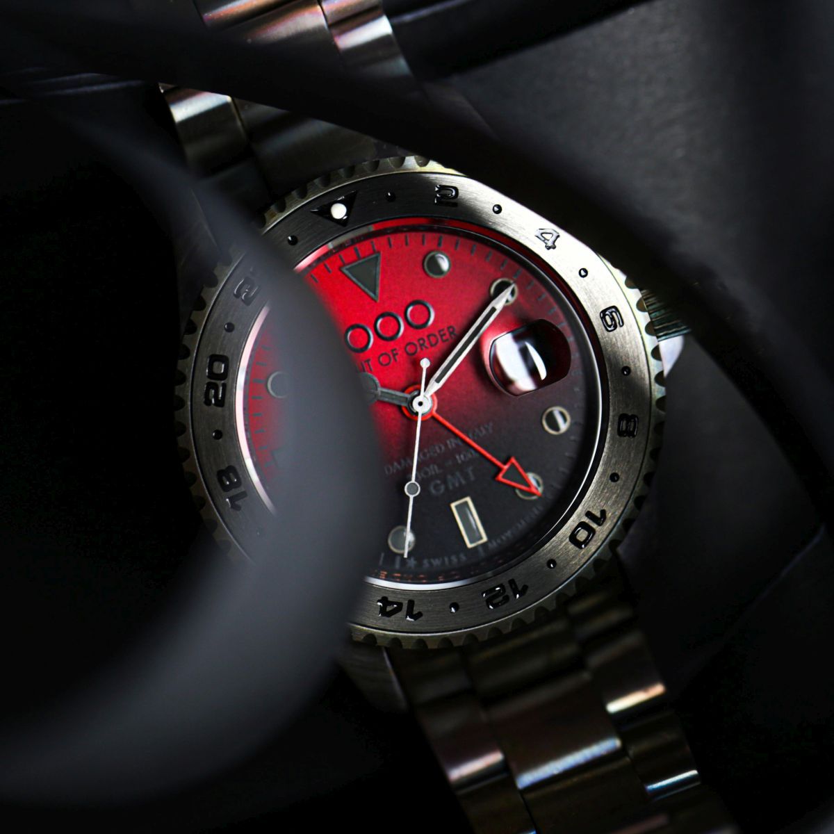 Hodinky Out Of Order Swiss GMT Moscow Limited Edition