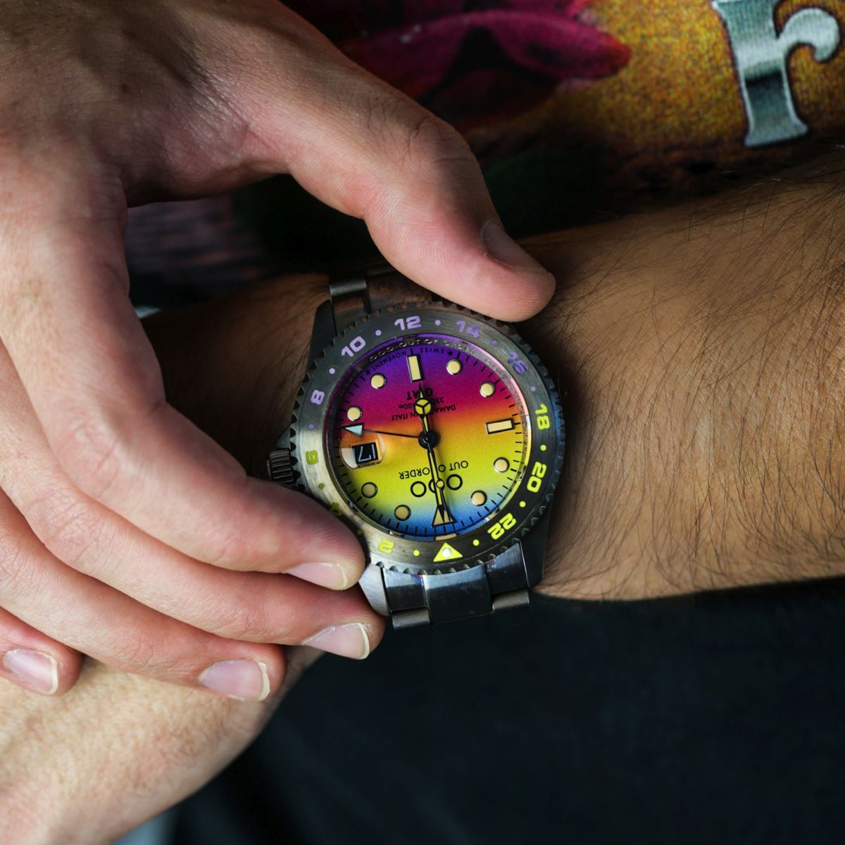 Hodinky Out Of Order Swiss GMT Los Angeles