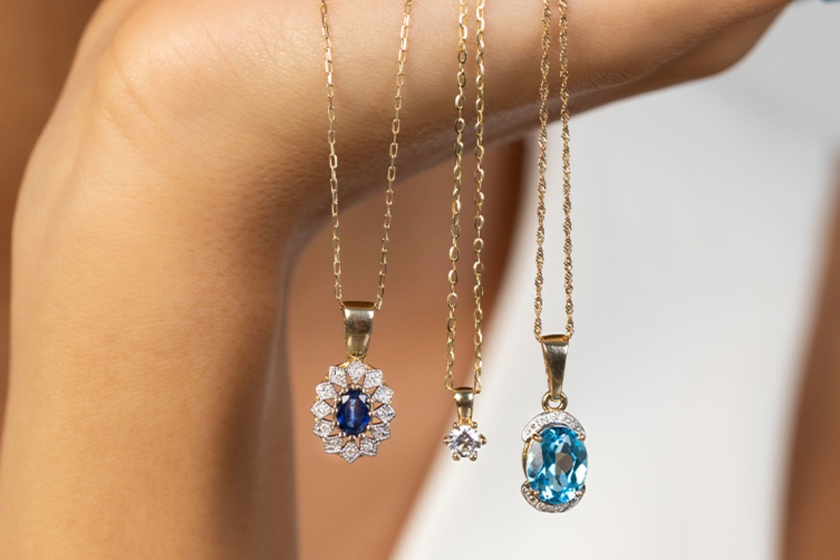 Bonore náhrdelníky s drahými kameny pro ženy