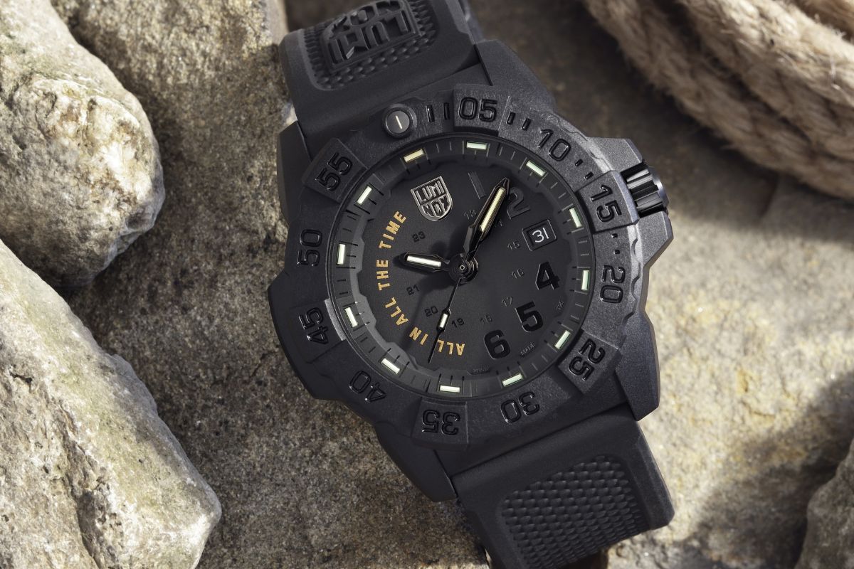 Limitovaná edice Luminox Navy Seal 3500 Series All In All The Time