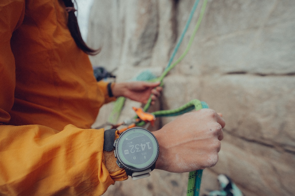 Cyklistické hodinky Suunto Vertical