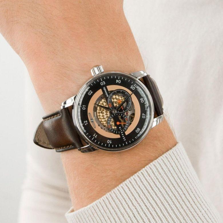Zegarek Zeppelin 8664-5 - Tarcza